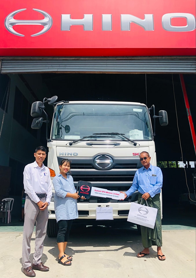 Vehicle Delivery to HINO Customer